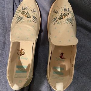 Disney X TOMS  Cinderella Women's Alpargatas